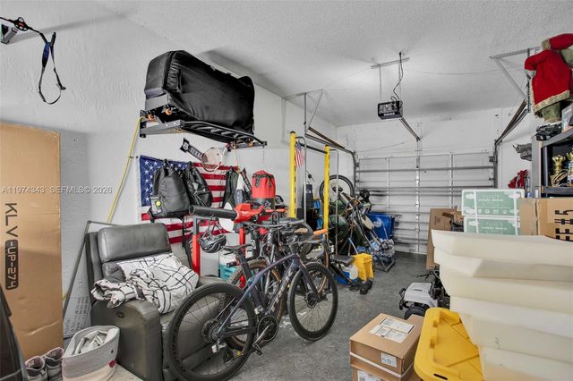 850 Sorrento Dr 1, Weston, FL 33326