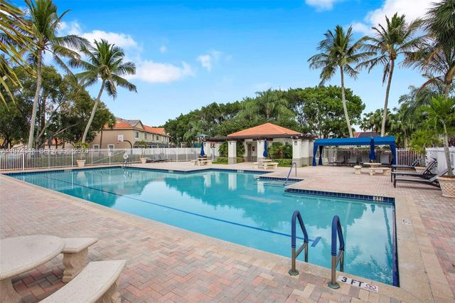 850 Sorrento Dr 1, Weston, FL 33326