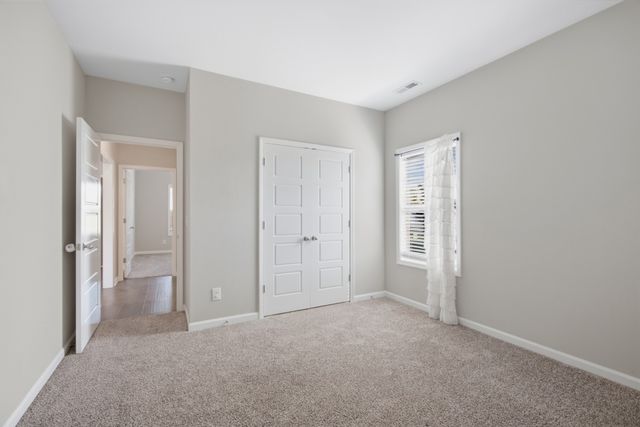 514 Buford Johnson Rd, La Vergne, TN 37086
