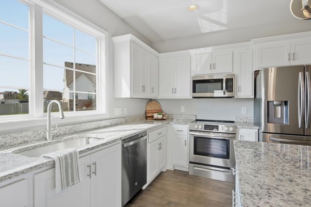 514 Buford Johnson Rd, La Vergne, TN 37086
