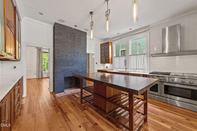 511 Oakwood Avenue, Raleigh, NC 27601