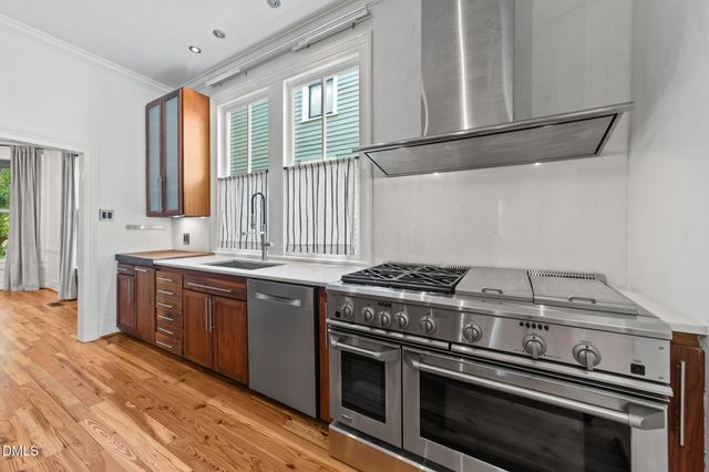 511 Oakwood Avenue, Raleigh, NC 27601