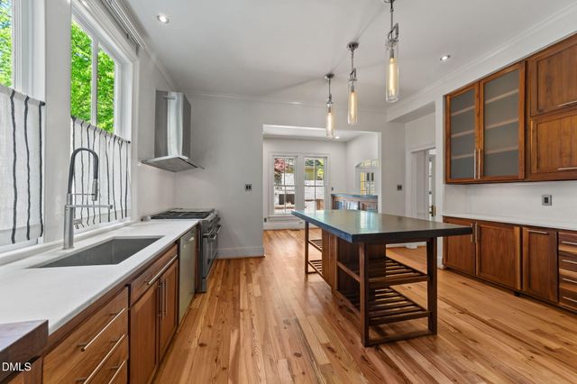 511 Oakwood Avenue, Raleigh, NC 27601