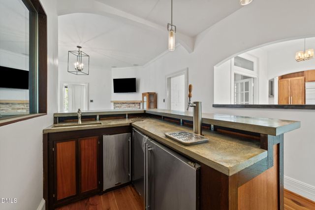 511 Oakwood Avenue, Raleigh, NC 27601