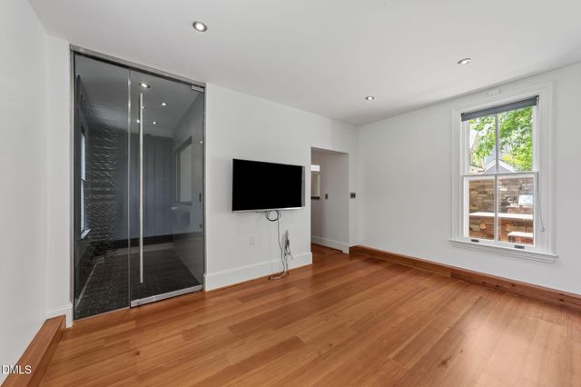 511 Oakwood Avenue, Raleigh, NC 27601