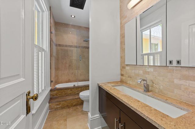 511 Oakwood Avenue, Raleigh, NC 27601