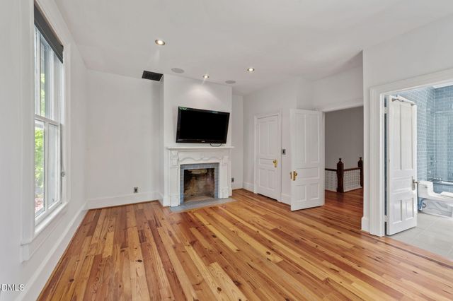 511 Oakwood Avenue, Raleigh, NC 27601