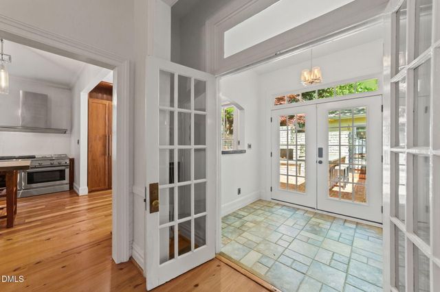 511 Oakwood Avenue, Raleigh, NC 27601