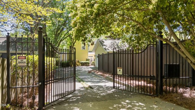 511 Oakwood Avenue, Raleigh, NC 27601