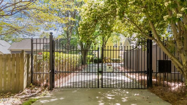 511 Oakwood Avenue, Raleigh, NC 27601