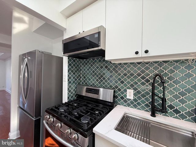 1113 HOLBROOK TER NE, Washington, DC 20002