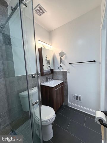 1113 HOLBROOK TER NE, Washington, DC 20002