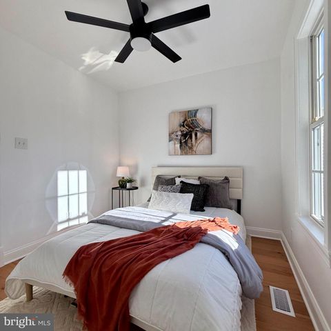 1113 HOLBROOK TER NE, Washington, DC 20002