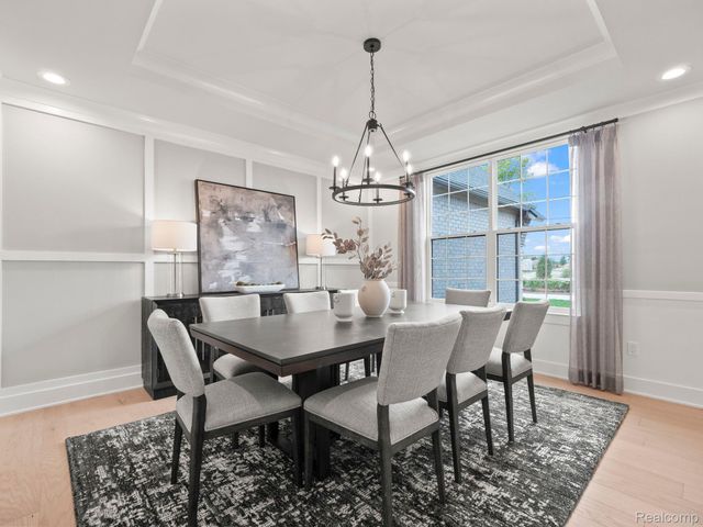 14050 Regatta Bay Drive, Shelby Charter Township, MI 48315