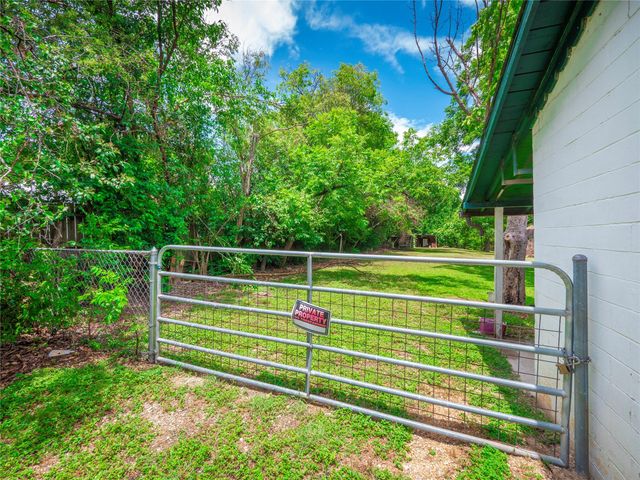 1806 Fortview RD, Austin, TX 78704