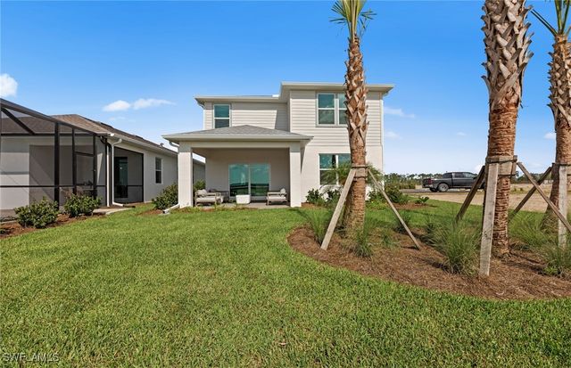 246 Silent Lake DR, Lehigh Acres, FL 33936