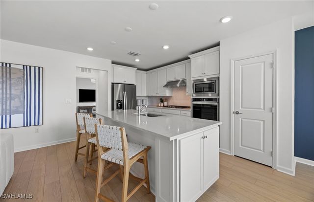 246 Silent Lake DR, Lehigh Acres, FL 33936