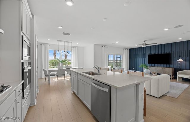 246 Silent Lake DR, Lehigh Acres, FL 33936