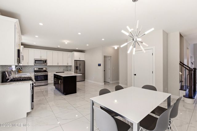 1655 Feldmus Lane, Toms River, NJ 08755