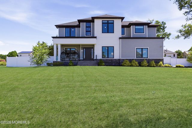 1655 Feldmus Lane, Toms River, NJ 08755