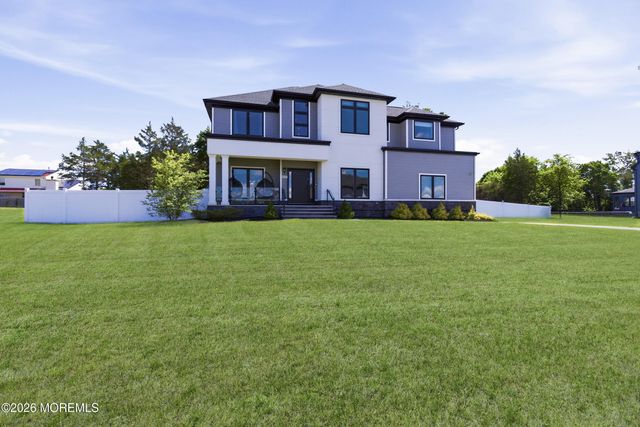 1655 Feldmus Lane, Toms River, NJ 08755