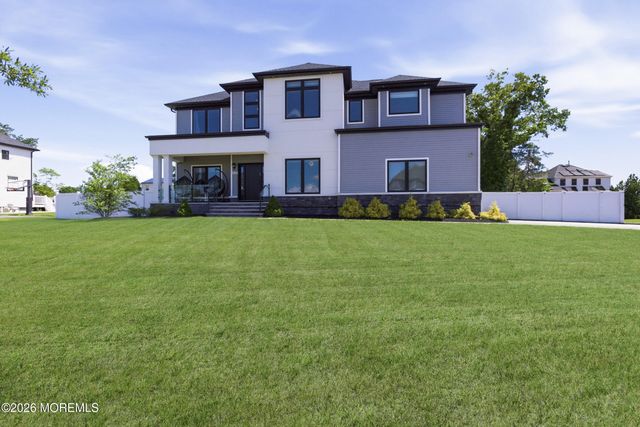 1655 Feldmus Lane, Toms River, NJ 08755