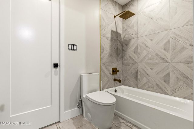 1655 Feldmus Lane, Toms River, NJ 08755