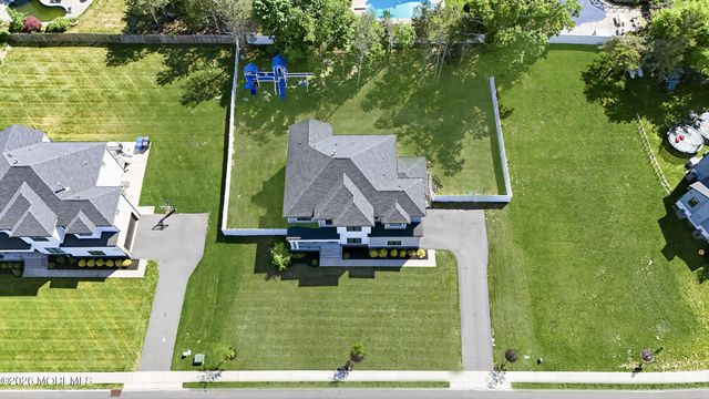 1655 Feldmus Lane, Toms River, NJ 08755