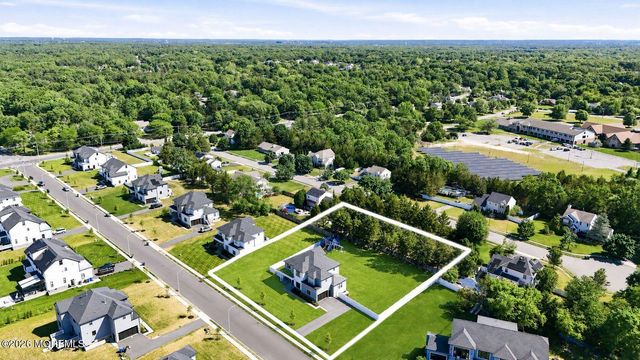 1655 Feldmus Lane, Toms River, NJ 08755