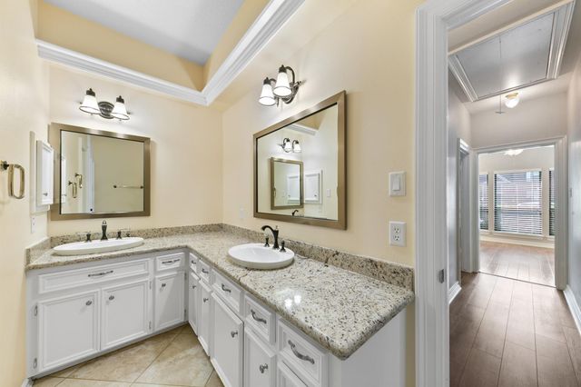 15935 Parkchester Drive, Houston, TX 77062