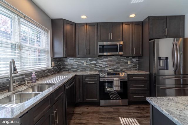 1849 WEXFORD RD, Palmyra, PA 17078