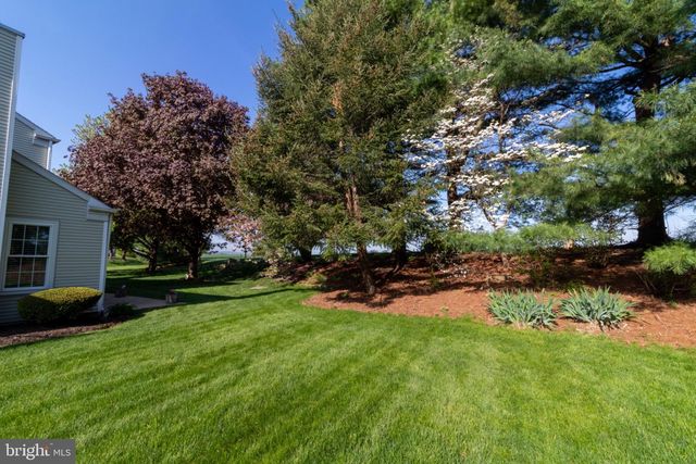 1849 WEXFORD RD, Palmyra, PA 17078