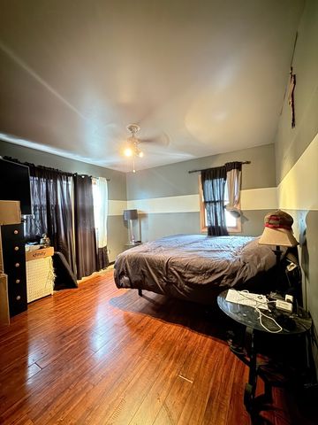 1221 Sunset Drive, Round Lake Beach, IL 60073