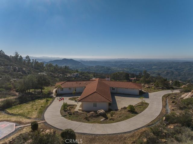 1991 Via Ladera, Fallbrook, CA 92028