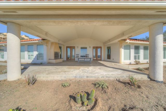 1991 Via Ladera, Fallbrook, CA 92028