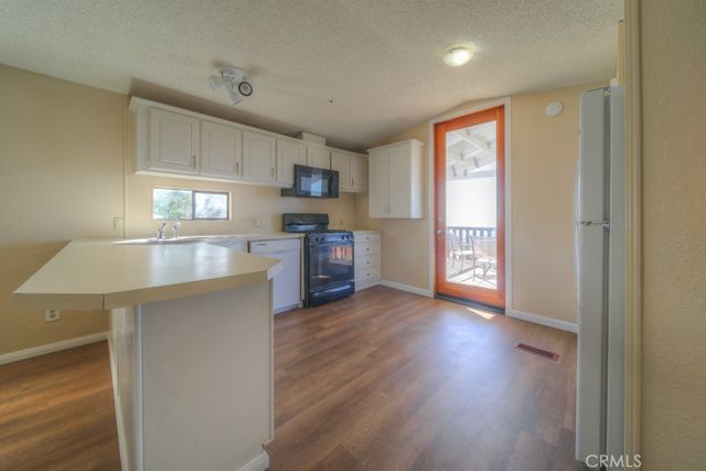 1991 Via Ladera, Fallbrook, CA 92028