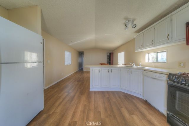 1991 Via Ladera, Fallbrook, CA 92028