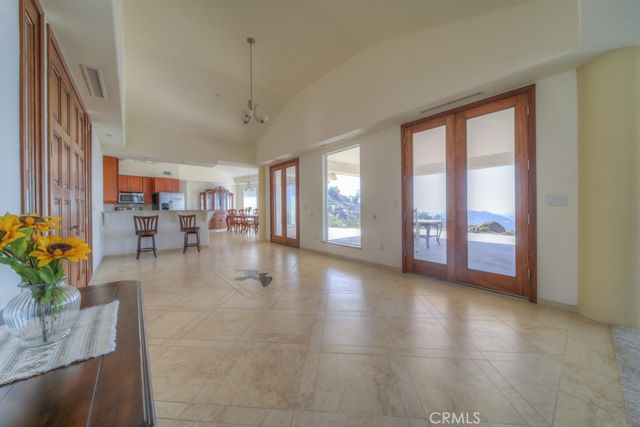 1991 Via Ladera, Fallbrook, CA 92028