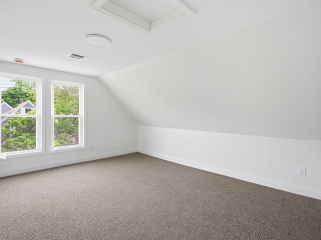 518 North St, Fitchburg, MA 01420