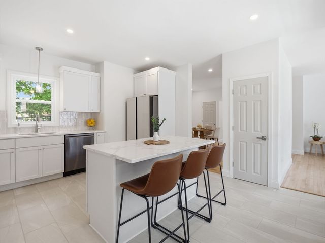 518 North St, Fitchburg, MA 01420