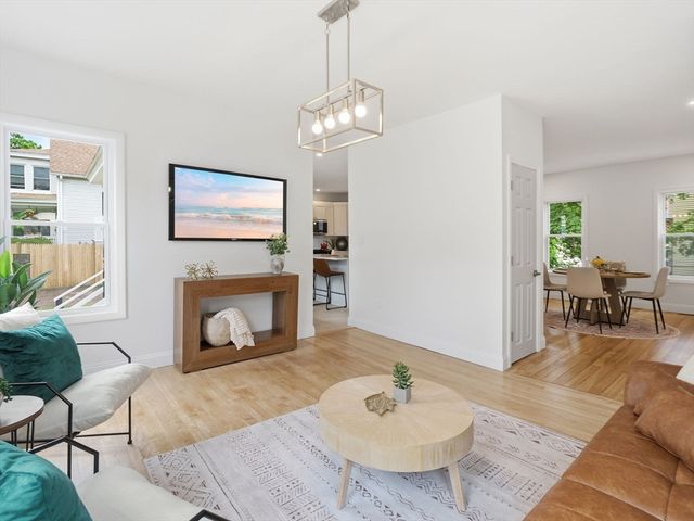 518 North St, Fitchburg, MA 01420