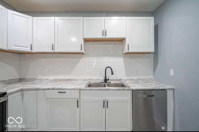 28 S Dearborn Street, Indianapolis, IN 46201