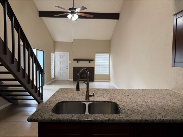 3115 Windchase Boulevard 742, Houston, TX 77082