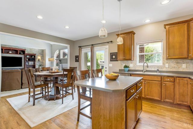 10801 Carolina Pines Drive, Harrison, OH 45030