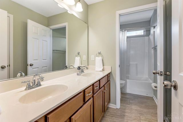 10801 Carolina Pines Drive, Harrison, OH 45030
