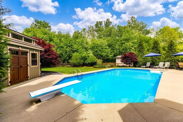 10801 Carolina Pines Drive, Harrison, OH 45030
