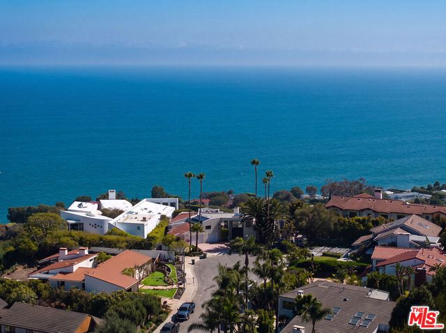 24750 Vantage Point Terrace, Malibu, CA 90265