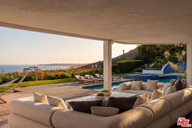 24750 Vantage Point Terrace, Malibu, CA 90265