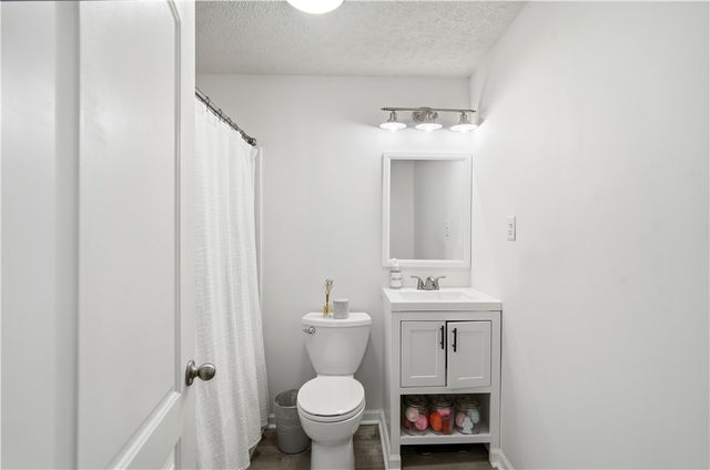 5759 Cincinnati Columbus Road, Waynesville, OH 45068