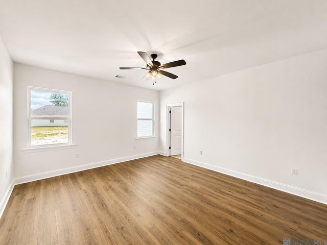 31513 Dunn Rd, Denham Springs, LA 70726